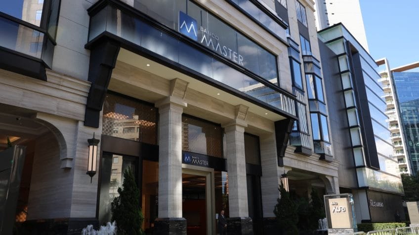 448 mil credores concluíram cadastro para reaver valores do Master, diz FGC