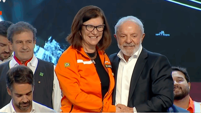 Petrobras anuncia R$ 6 bi para construir 1ª biorrefinaria