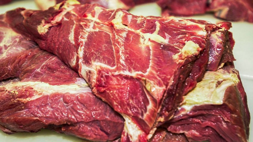 Exportação de carne bovina do Brasil cresce 40% em 2025
