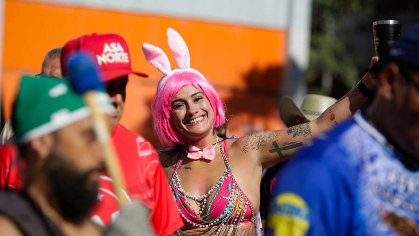 Com Carnaval, turismo deve faturar 10% a mais em fevereiro