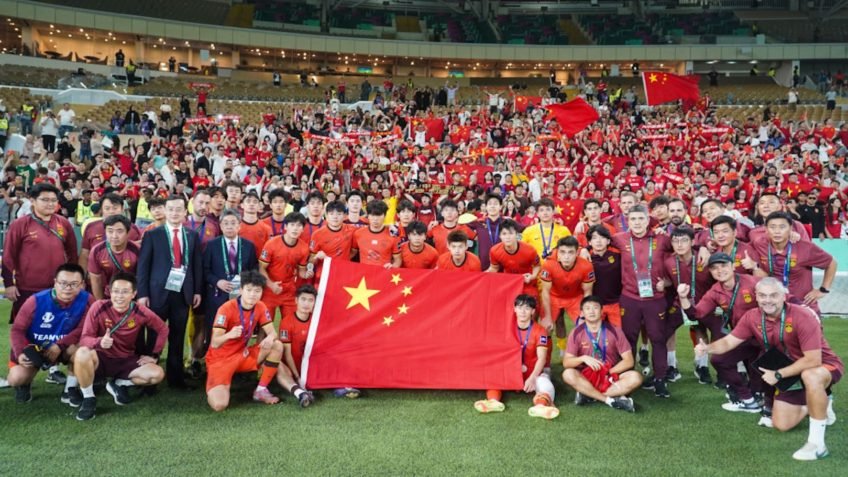 China perde para o Japão no sub-23 e amplia jejum de títulos no futebol