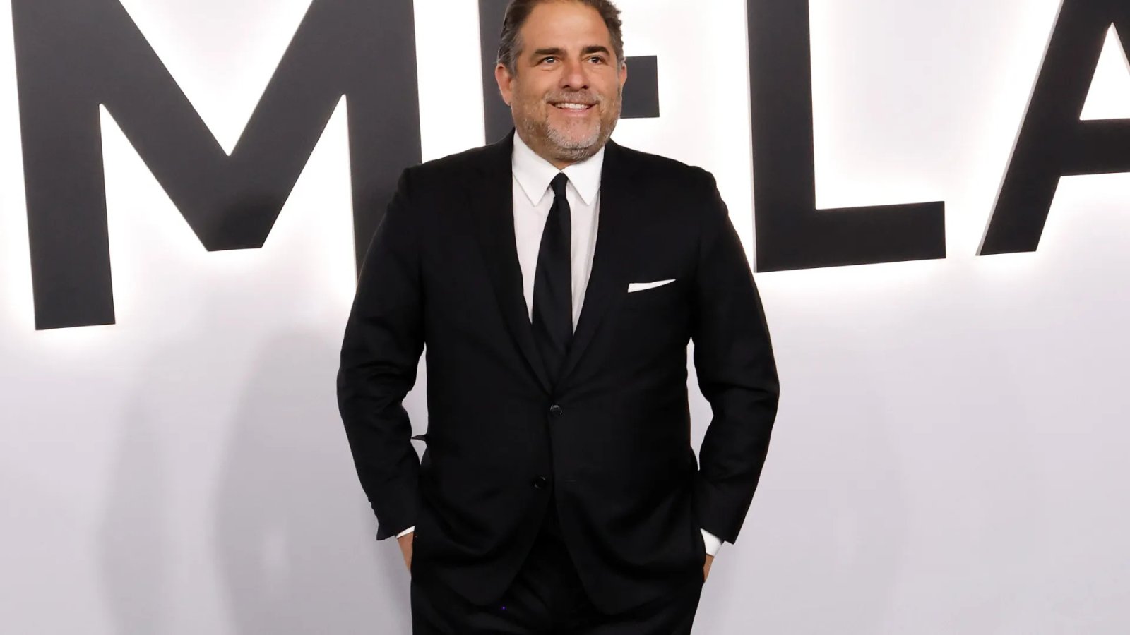 Diretor de documentário "Melania" surge em (novas) fotografias de Epstein