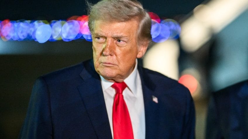 Trump critica Grammy e fala em processar apresentador