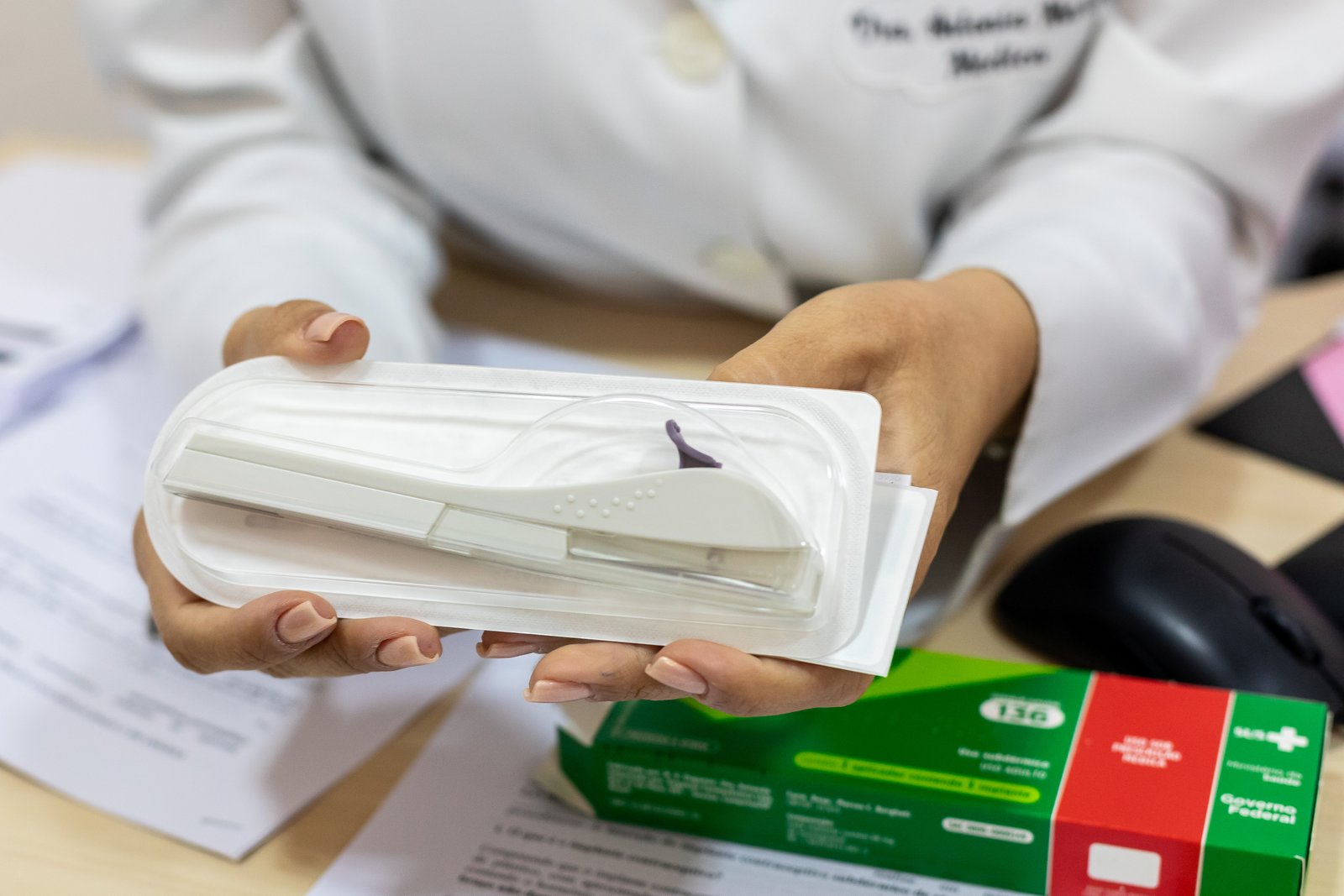 Prefeitura de Cuiabá passa a aplicar "chip anticoncepcional" via SUS; veja como conseguir