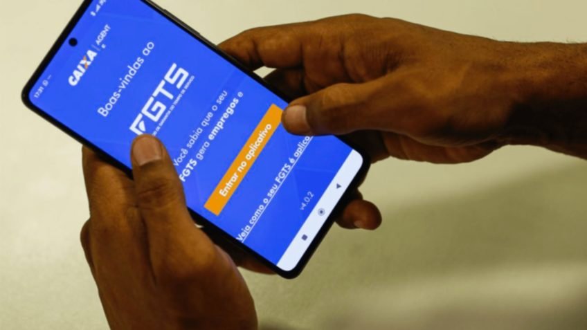 Governo libera R$ 3,9 bilhões retidos de saque-aniversário do FGTS