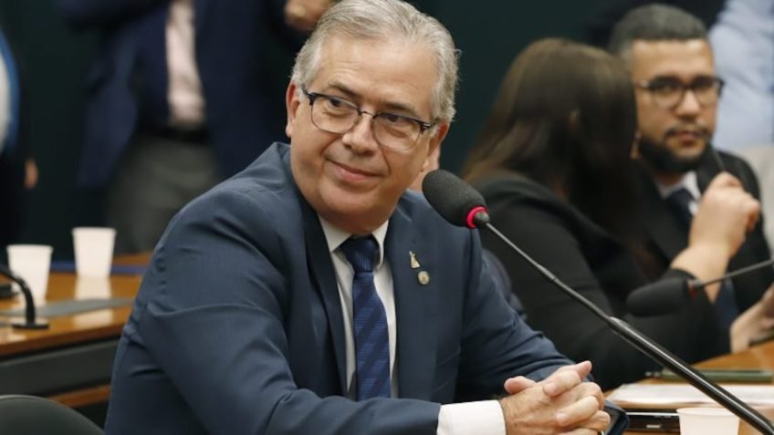 Passarinho assume Comissão de Minas e Energia