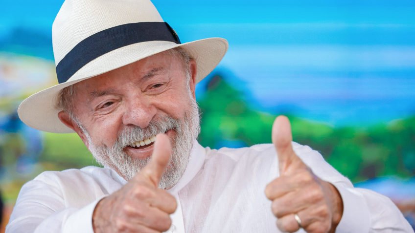 Lula diz que título de terra é dignidade e dever do Estado