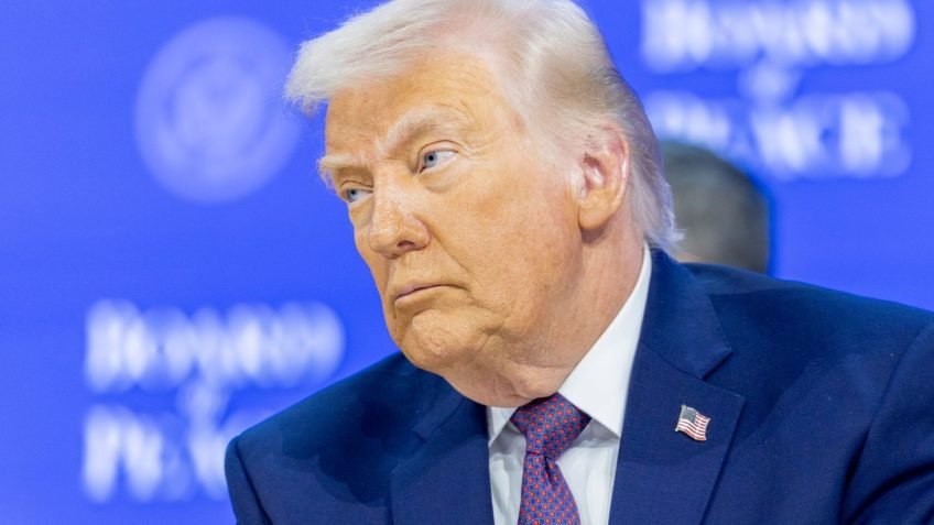 Trump cria site para descontos em medicamentos e inclui Ozempic