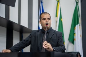 Ilde Taques protocola pedido de CPI para investigar irregularidades na Prefeitura de Cuiabá