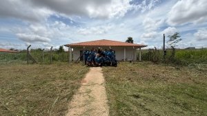 Equipe da vereadora Paula Calil realiza mutirão de limpeza no Centro Comunitário do Jardim Imperial I