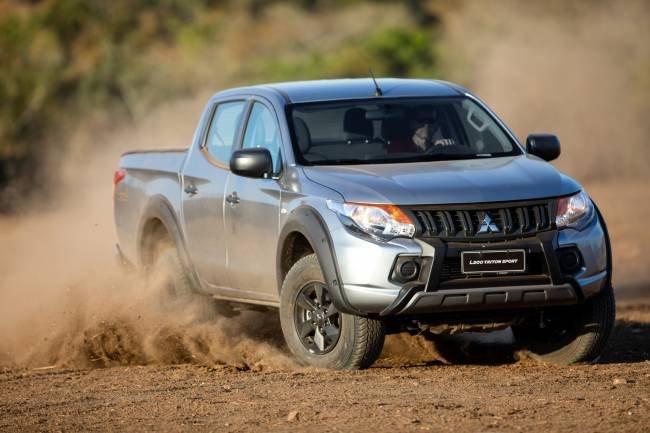 Mitsubishi L200 se despede após 34 anos no Brasil; quem assume futuro das picapes da marca?