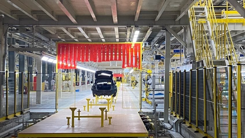 Fim de isenção a veículos desmontados une fábricas e sindicatos