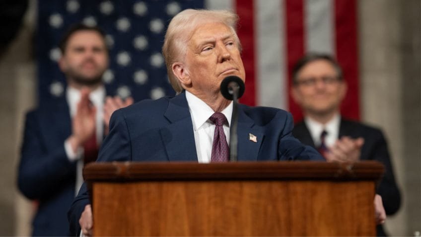 Estados Unidos têm sinais mistos sobre cortes de juros