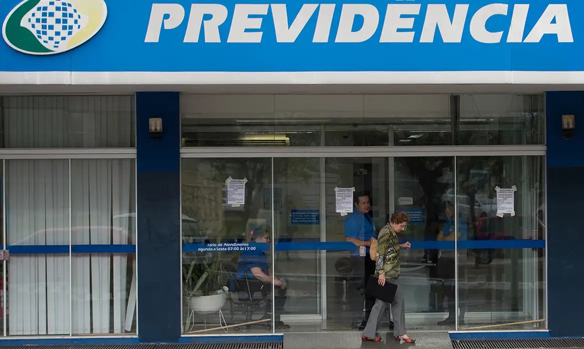 STF julga validade da aposentadoria especial para vigilantes