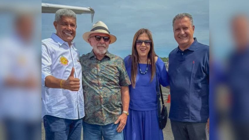 Lula chega à Bahia para acompanhar o Carnaval de Salvador