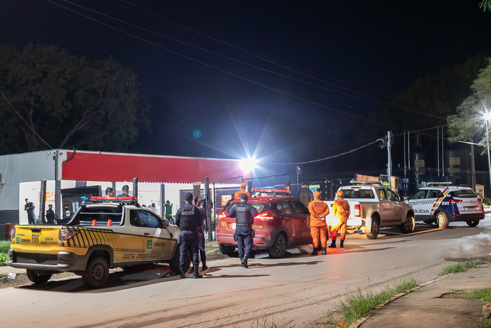 Primeiro dia da Operação Volume Legal reforça fiscalização de alvarás e segurança durante o Carnaval