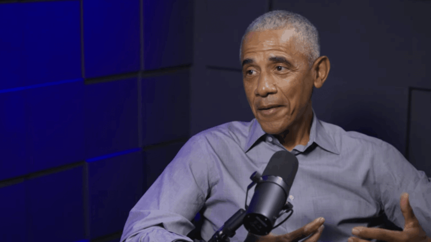 Obama lamenta falta de decoro após Trump publicar vídeo racista