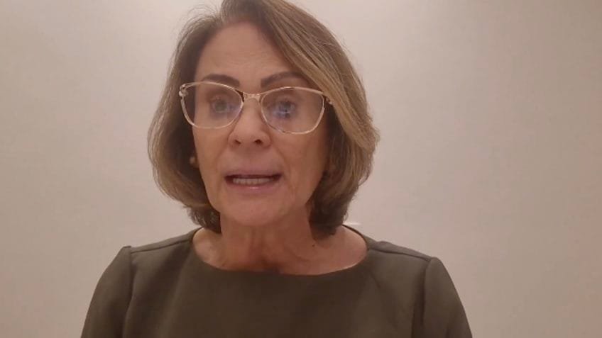 Ridicularizar evangélicos é inadmissível, diz Damares sobre desfile