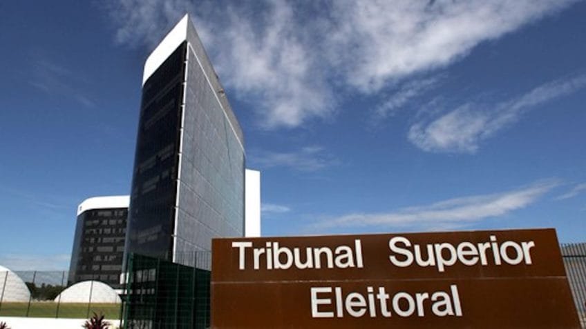 TSE alerta para riscos da desinformação na internet