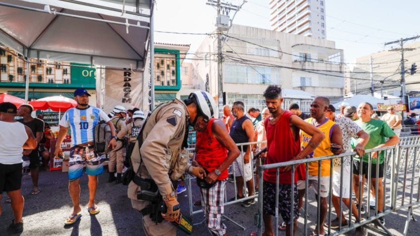 Bahia usa reconhecimento facial para prender foragidos no Carnaval