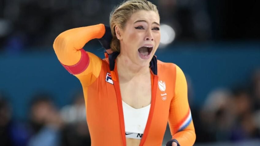 Gesto após recorde olímpico pode render R$ 5 mi a patinadora