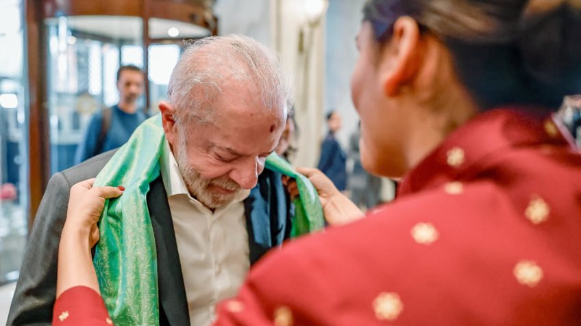 Lula vai cobrar por espaço do Sul Global em IA na viagem à Índia