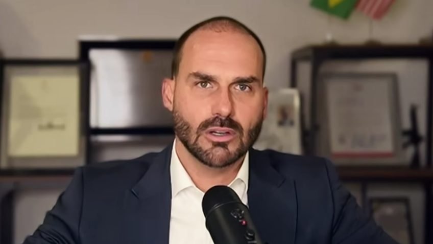 STF formaliza ação penal contra Eduardo Bolsonaro