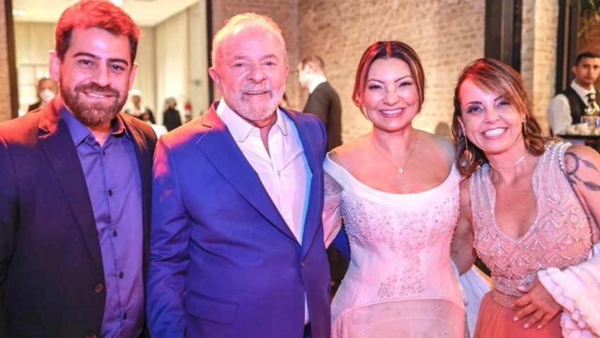 Janja expulsa filha de Lula de sala no Sambódromo do Rio, diz jornal