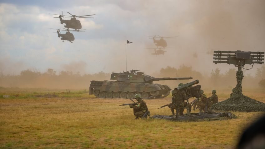 Crise na Venezuela faz Planalto debater verba de R$ 800 bi para Defesa