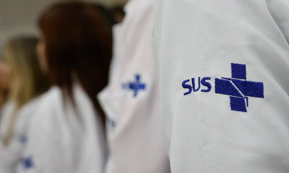 Mais Médicos Especialistas: inscrições terminam neste domingo