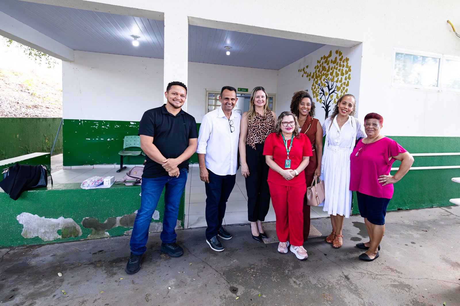 Secretária de Saúde realiza visita técnica na USF Alvorada e discute ampliação de equipe