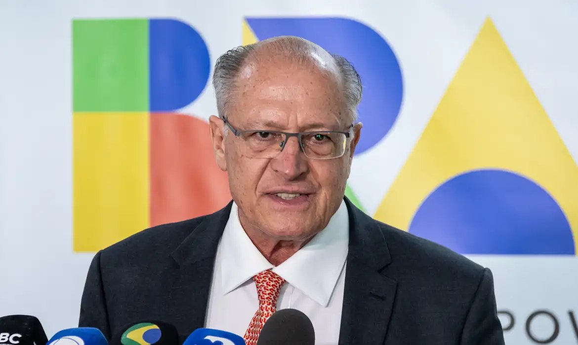 Tarifa global de 15% dos EUA é boa para o Brasil, diz Alckmin