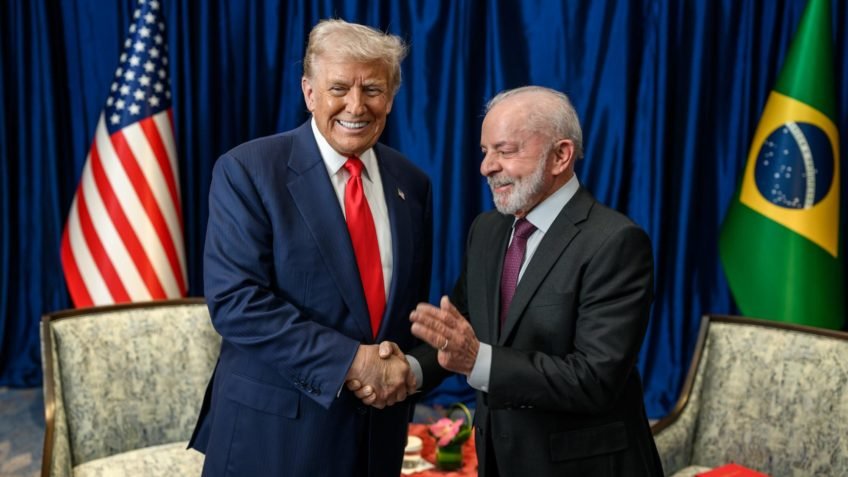 Trump fala em boa relação com Lula: "Adoraria recebê-lo"