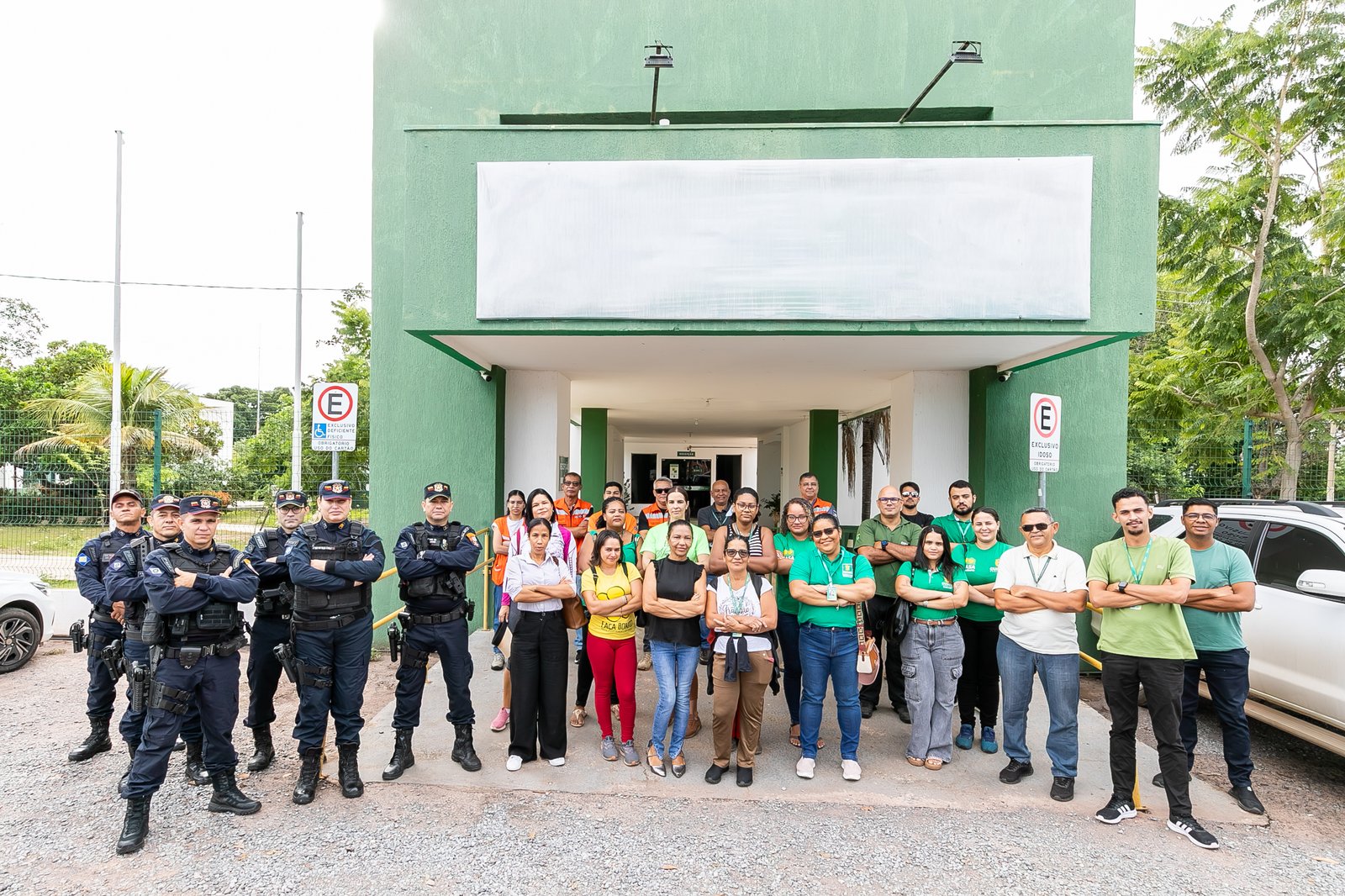 Comitê Intersetorial da Prefeitura de Cuiabá cadastra famílias em ocupação irregular