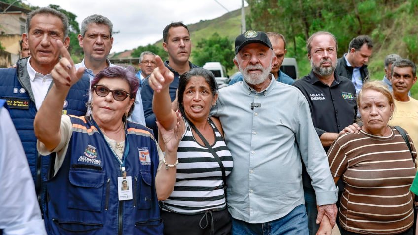 Lula critica quem usa tragédia de MG para ganhar likes