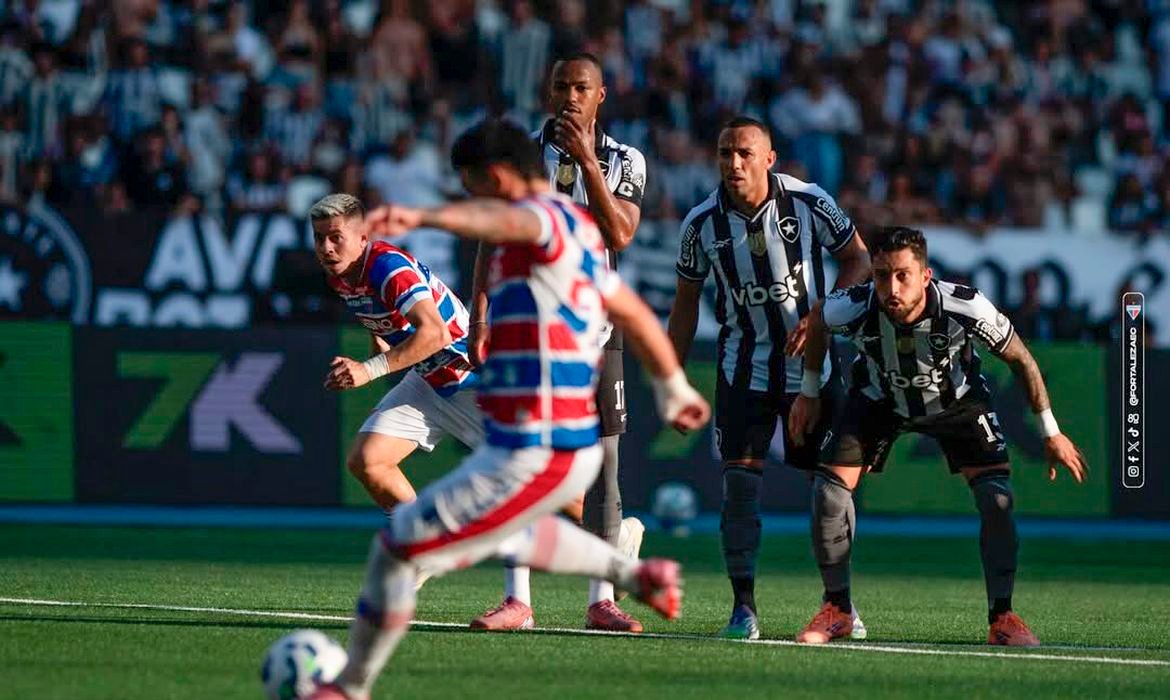 TV Brasil transmite neste domingo clássico Fortaleza e Ceará