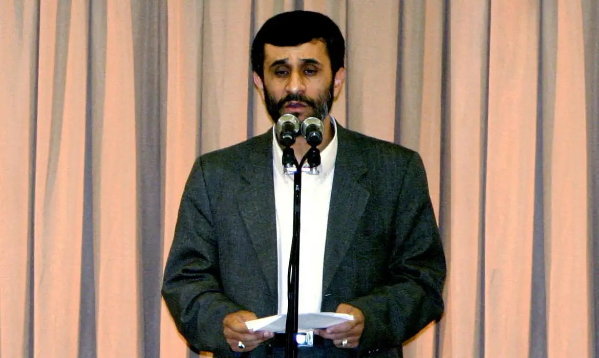Bombardeio a Teerã mata ex-presidente iraniano Mahmoud Ahmadinejad