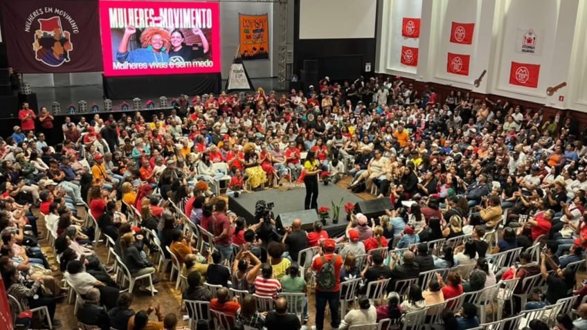 MTST celebra 1.800 entregas do Minha Casa Minha Vida