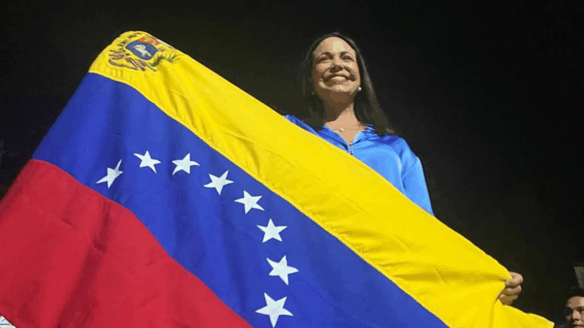 María Corina diz que voltará à Venezuela nas próximas semanas