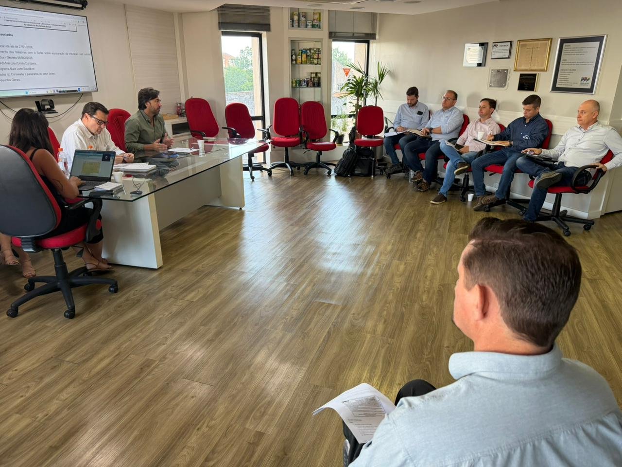 Indústrias temem risco do acordo Mercosul-UE para o setor leiteiro