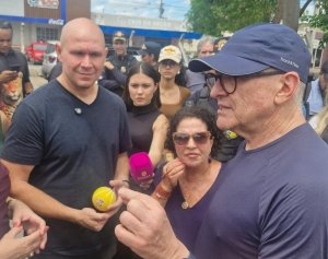 Baixinha acompanha prefeito e vice-governador em visita ao Pedra 90