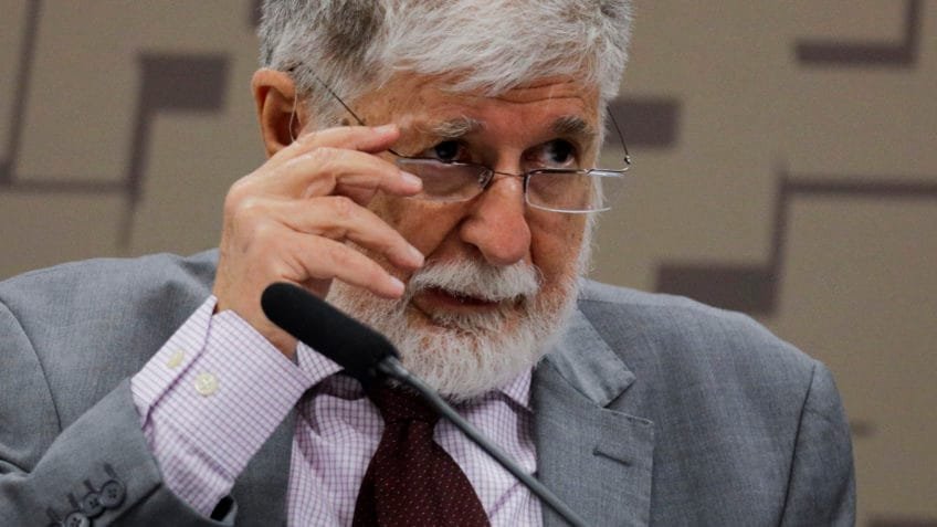 Lula e Amorim avaliam papel do Brasil diante de conflito no Irã