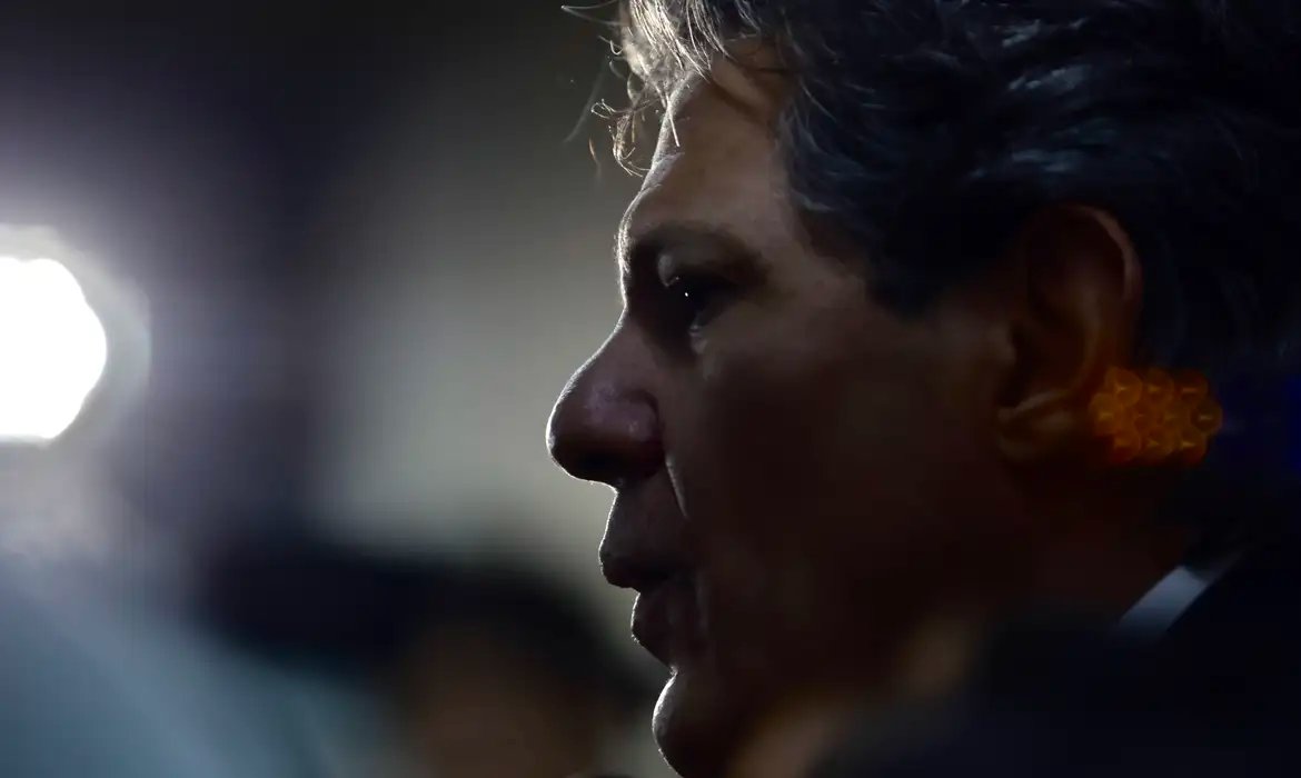 Conflito Oriente Médio não impactará redução dos juros, diz Haddad