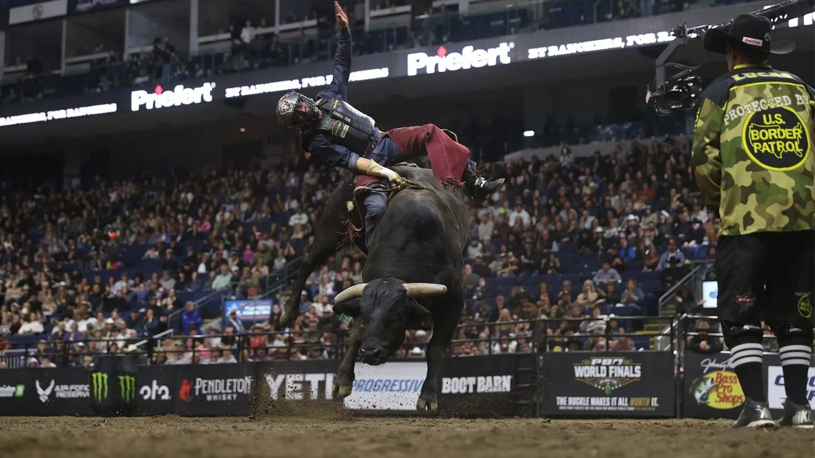 Brasileiros entram no Top 10 mundial da PBR e reforçam domínio do Brasil na elite do rodeio