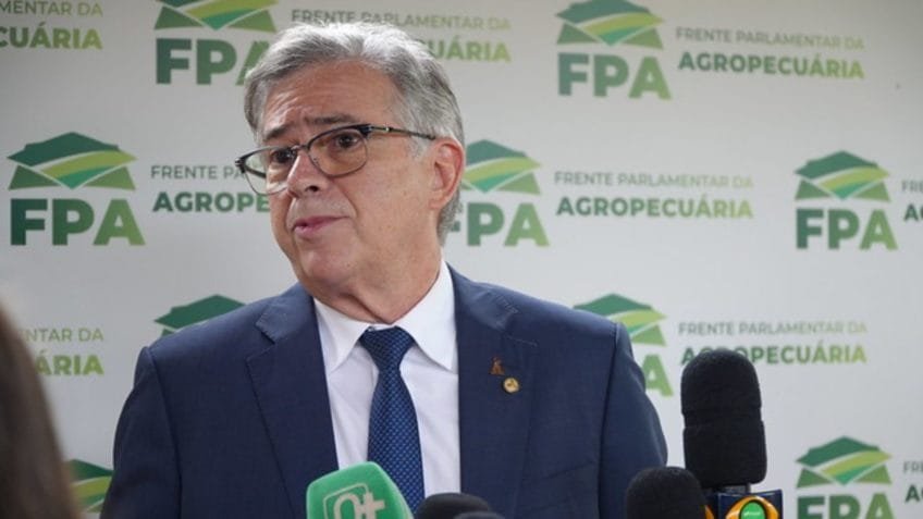 FPE quer adiar votação da PEC que propõe fim da escala 6 x 1