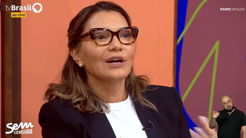 Discurso de ódio contra mulheres é forte na internet, diz Janja