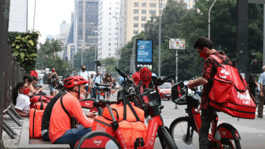 Metade dos trabalhadores de app é contra formalização, diz pesquisa