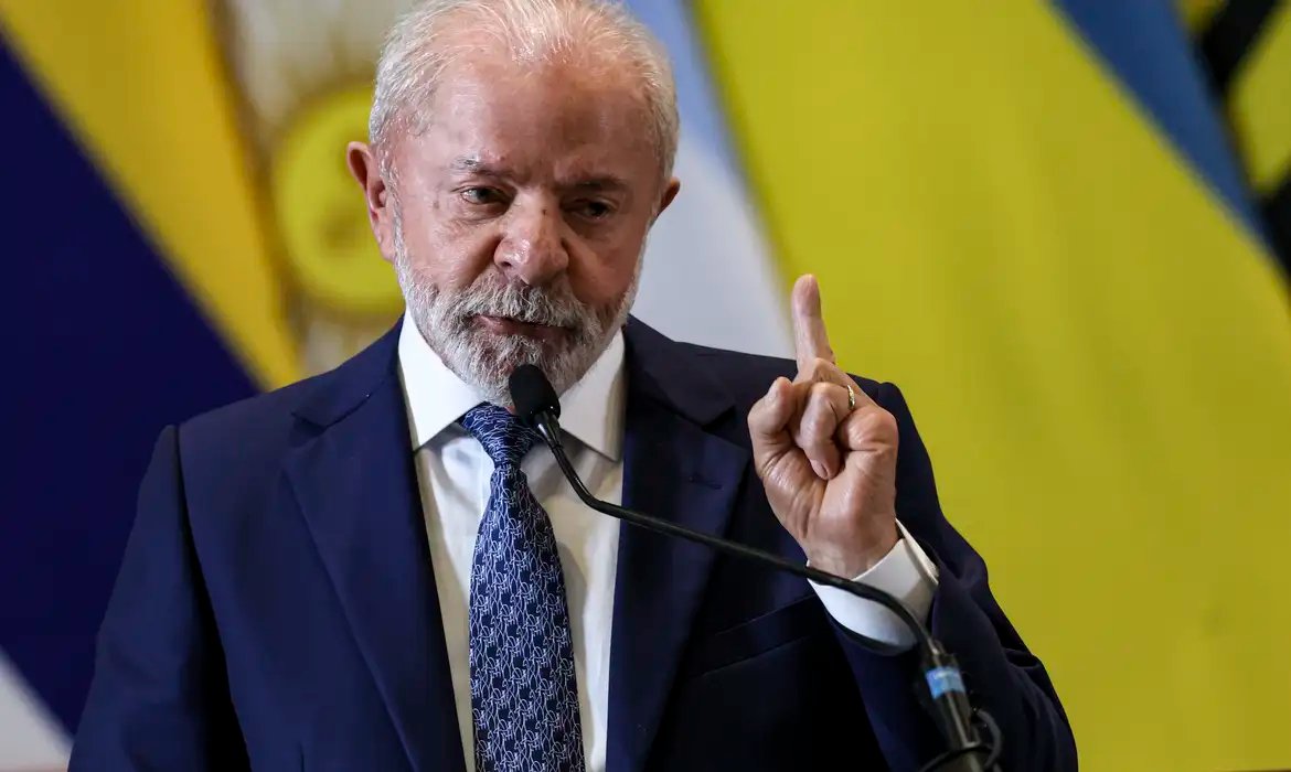 Lula faz apelo à paz, condena corrida armamentista e critica ONU