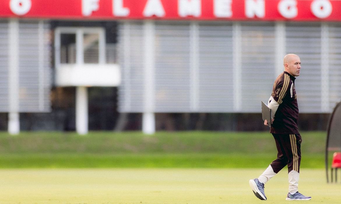 Técnico Leonardo Jardim é anunciado pelo Flamengo