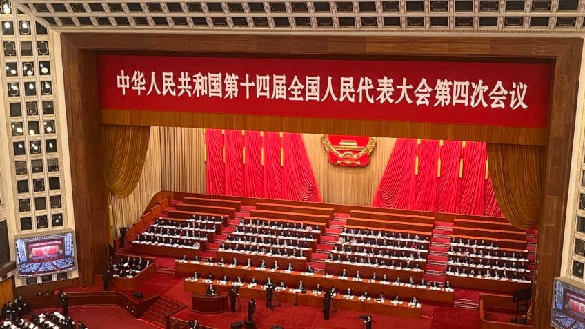 China define meta de crescimento do PIB entre 4,5% e 5% em 2026